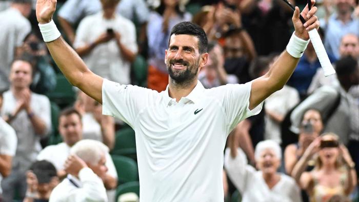 德约科维奇比赛突发胃痛，服用医生的“神奇药丸”后奇迹恢复