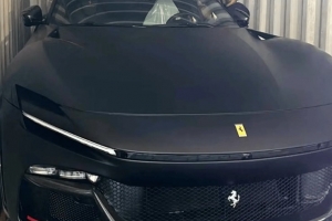 乐鱼中国官网-太阳报：内马尔购入定制款法拉利，内饰印有其姓名