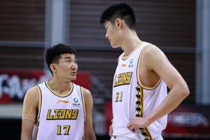 乐鱼体育登录入口-CBA常规赛MVP候选：胡金秋&amp;孙铭徽&amp;徐杰&amp;曾凡博&amp;韩德君在列